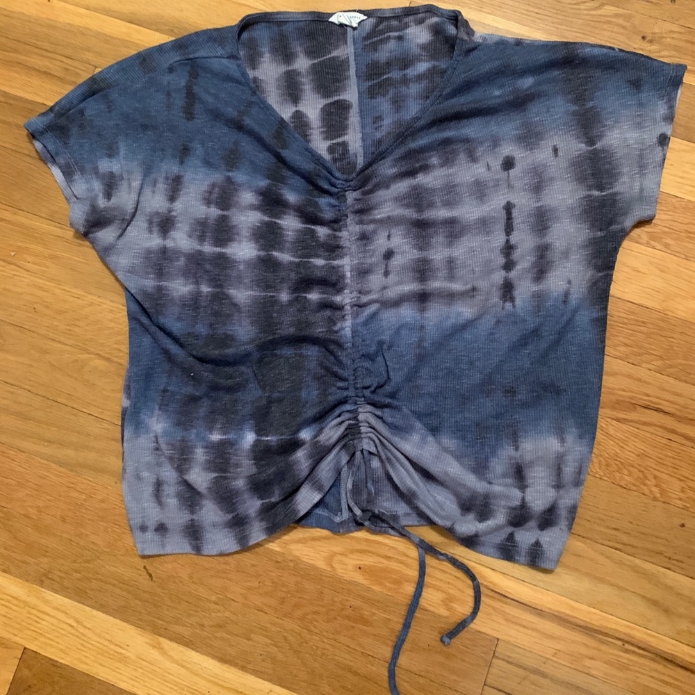 Blue Tie Dye Cinched Bottom Large Top - Picture 1 of 4